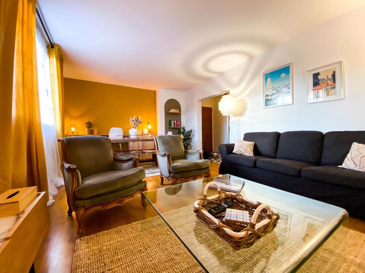 Appartement Familial Proche D'Un Site Historique Périgueux Eksteriør billede